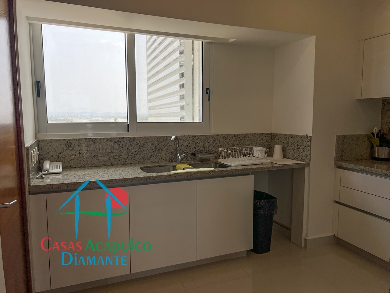 Playamar Tres Cantos T6 401 - Cocina 1